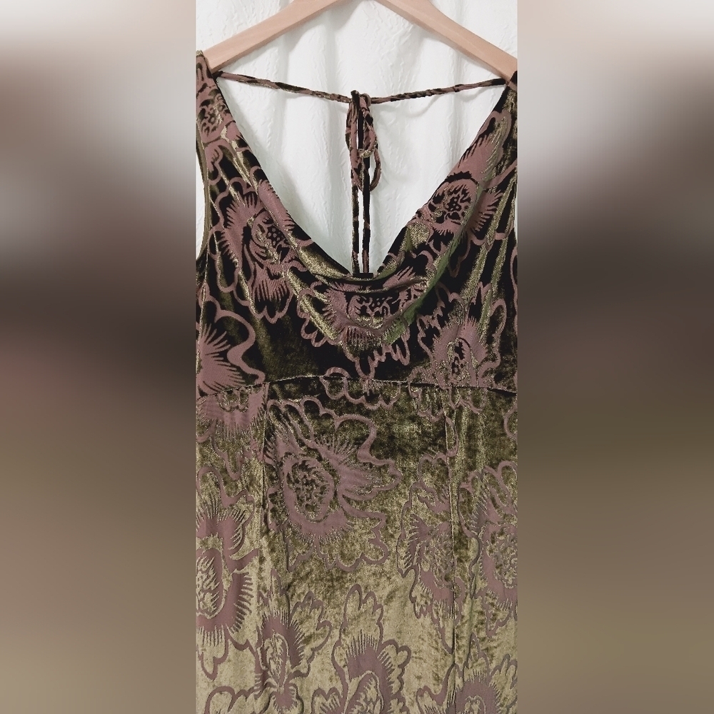 EUC TAYLOR Moss Green Floral Burnout Fall Cowl Neck Maxi Dress Size 6 - Picture 3 of 12